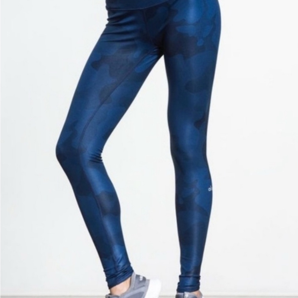 ALO High Waisted Blue Camouflage Leggings